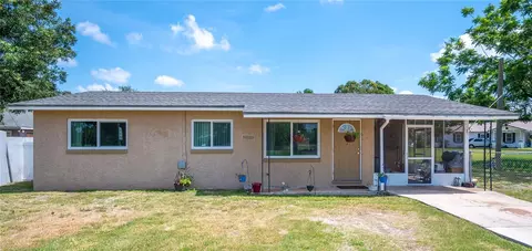279 W Crystal Beach Rd, Eagle Lake, FL 33839