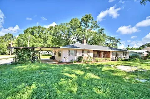1145 W Lake Hamilton Dr, Winter Haven, FL 33881