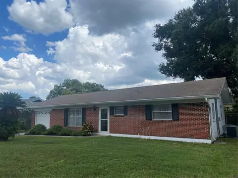 120 Poe Dr SE, Winter Haven, FL 33884