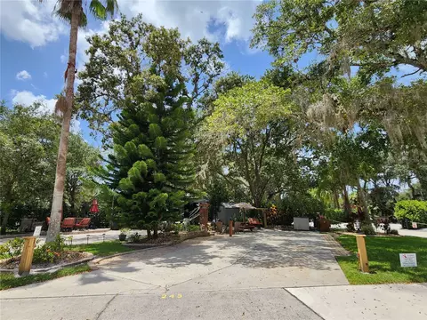 243 Saddle Ln, Lake Wales, FL 33898