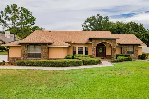 718 Heritage Dr NE, Winter Haven, FL 33881