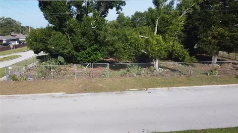 524 S 3rd St, Lake Wales, FL 33853