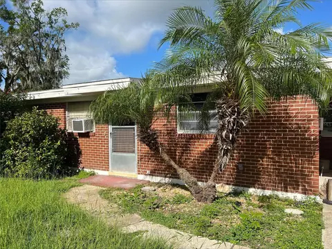 2560 Edmond Cir, Auburndale, FL 33823