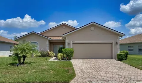 4032 Ashton Club Dr, Lake Wales, FL 33859