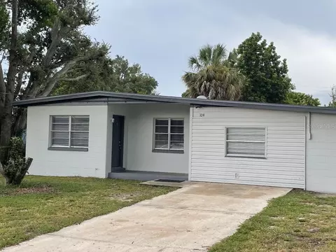 104 Beach Dr, Winter Haven, FL 33881