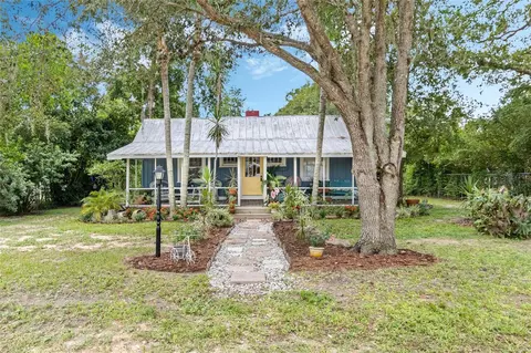 324 W Smith Ave, Lake Hamilton, FL 33851