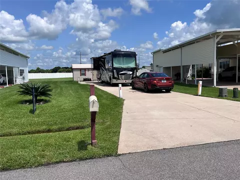 5011 Southshore Dr, Polk City, FL 33868