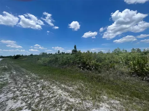 Coral Gables Drive, Lake Wales, FL 33855