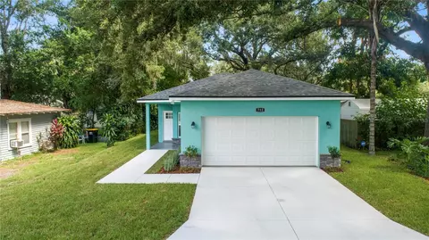 712 Elizabeth Ln, Auburndale, FL 33823