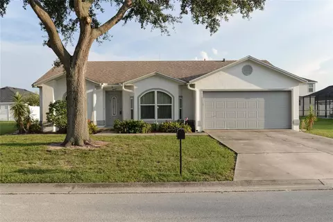 692 Berkley Pointe Dr, Auburndale, FL 33823