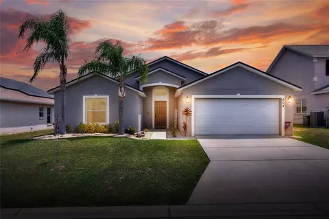 604 Lyndsey Ln, Winter Haven, FL 33884