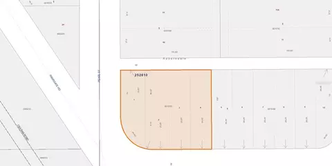 Pearl Street, Auburndale, FL 33823