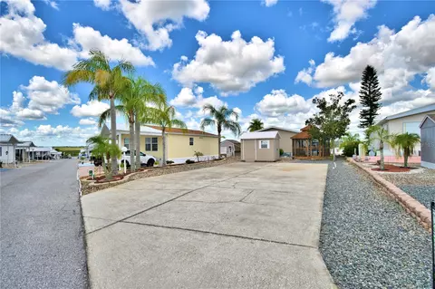 251 Patterson Rd #I48, Haines City, FL 33844