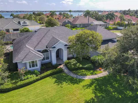 300 Quails Run Pass, Winter Haven, FL 33884
