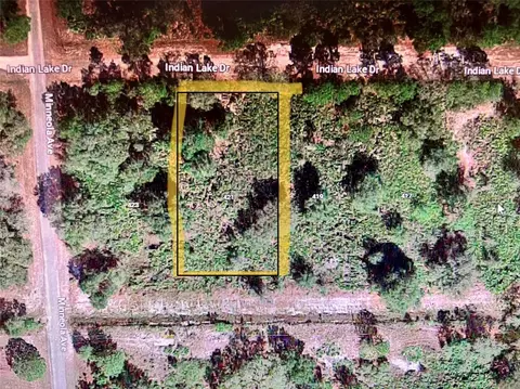 421 Indian Lake Dr, Indian Lake Estates, FL 33855
