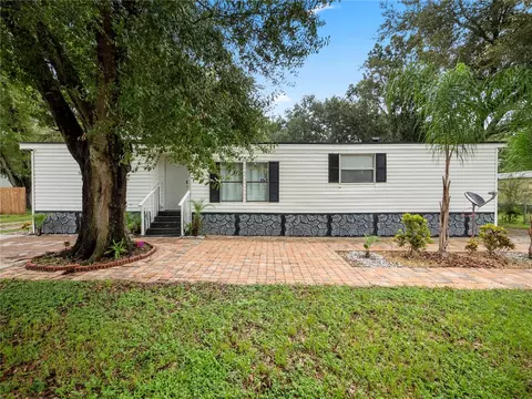 304 Temple Ct, Winter Haven, FL 33880