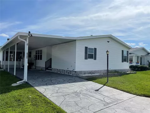 6366 Lolly Bay Loop NE, Winter Haven, FL 33881