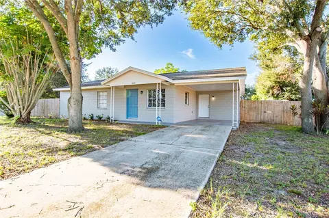 830 Ware Ave NE, Winter Haven, FL 33881