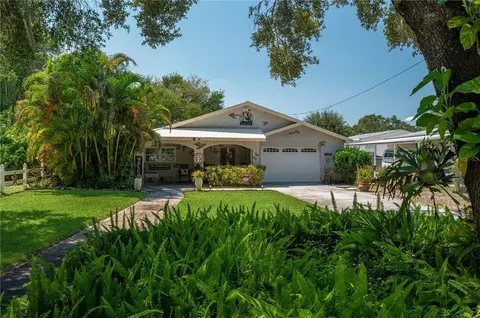 3924 Bruce Blvd, Lake Wales, FL 33898
