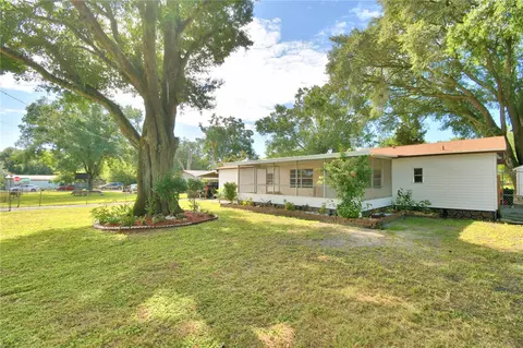 307 Temple Ct, Winter Haven, FL 33880
