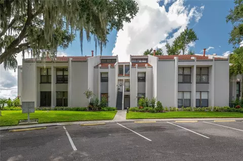 303 Laurel Cove Way #303, Winter Haven, FL 33884