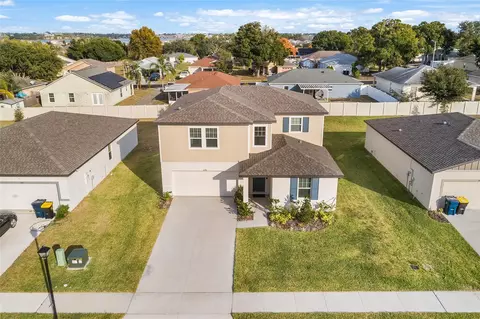 1098 Oak Valley Dr, Auburndale, FL 33823