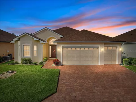 1134 Sawgrass Dr, Winter Haven, FL 33884
