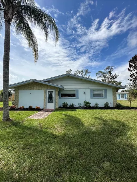 2598 Edmond Cir, Auburndale, FL 33823