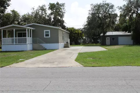 5810 Red Fox Dr, Winter Haven, FL 33884