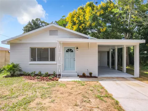 634 S 10th St, Lake Wales, FL 33853