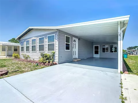 6739 Kensington Dr NE, Winter Haven, FL 33881