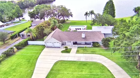 280 Overlook Dr, Winter Haven, FL 33884