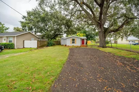 135 Auburn Rd, Auburndale, FL 33823