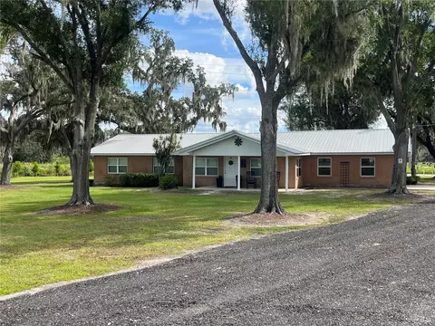 180 Eagle Lake Loop Rd W, Winter Haven, FL 33880