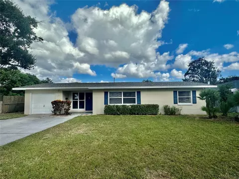 675 Avenue F SE, Winter Haven, FL 33880