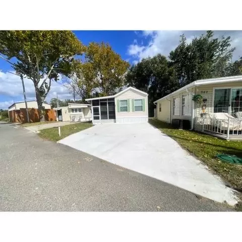 9000 Us Highway 192 #943, Clermont, FL 34714