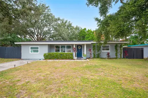 129 Longfellow Rd, Winter Haven, FL 33884
