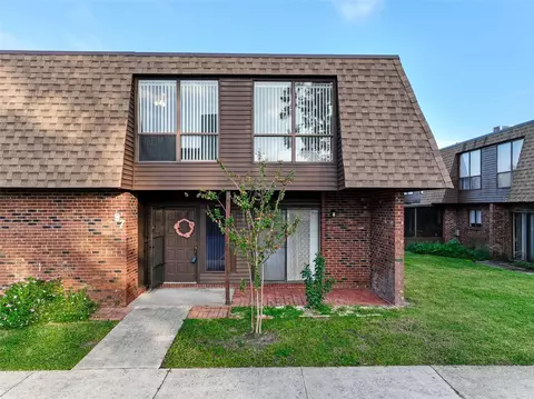1836 N Crystal Lake Dr #97, Lakeland, FL 33801