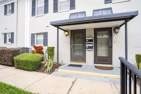 689 Lake Howard Dr NW #4E, Winter Haven, FL 33880