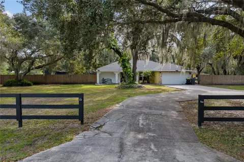 3498 Amelia St, Lake Wales, FL 33898
