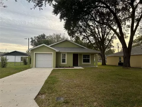 214 Rose St, Auburndale, FL 33823