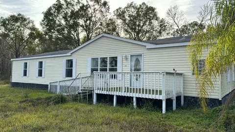 734 Sr 50, Webster, FL 33597