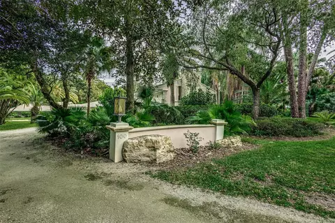 100 Island Way, Winter Haven, FL 33884