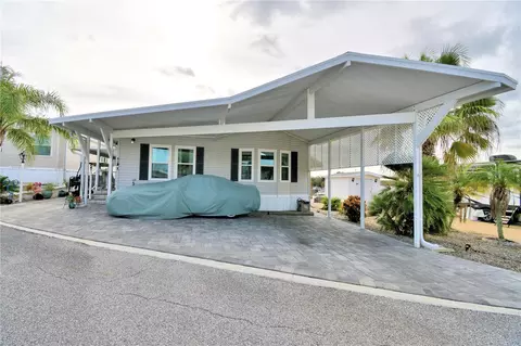 251 Patterson Rd #I21, Haines City, FL 33844