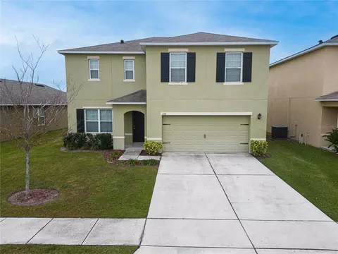 208 Fall Glo Rd, Winter Haven, FL 33880