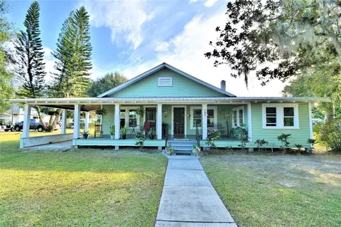 105 S Lanier Ave, Fort Meade, FL 33841