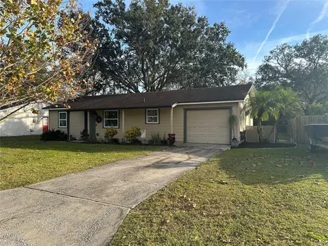 2833 Banyan Ln, Lakeland, FL 33805