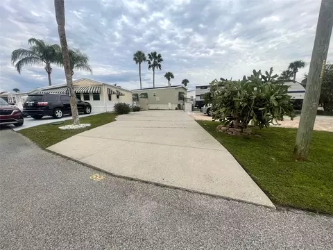 9000 Us Highway 192 #691, Clermont, FL 34714