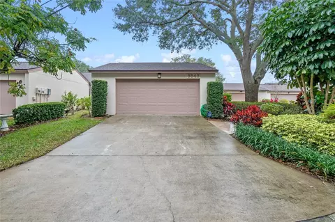 3543 Harbor Cir NW, Winter Haven, FL 33881