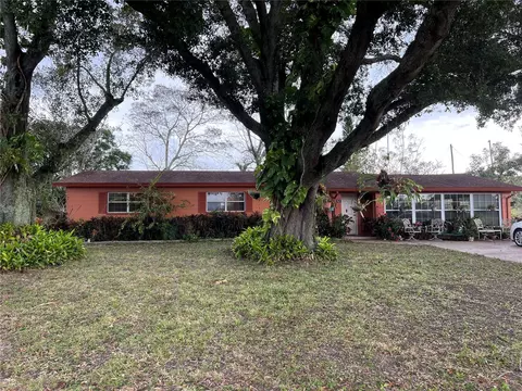 760 Palmetto Ave, Frostproof, FL 33843